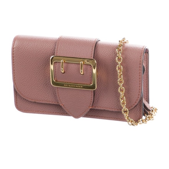 Burberry Handbags - Burberry crossbody